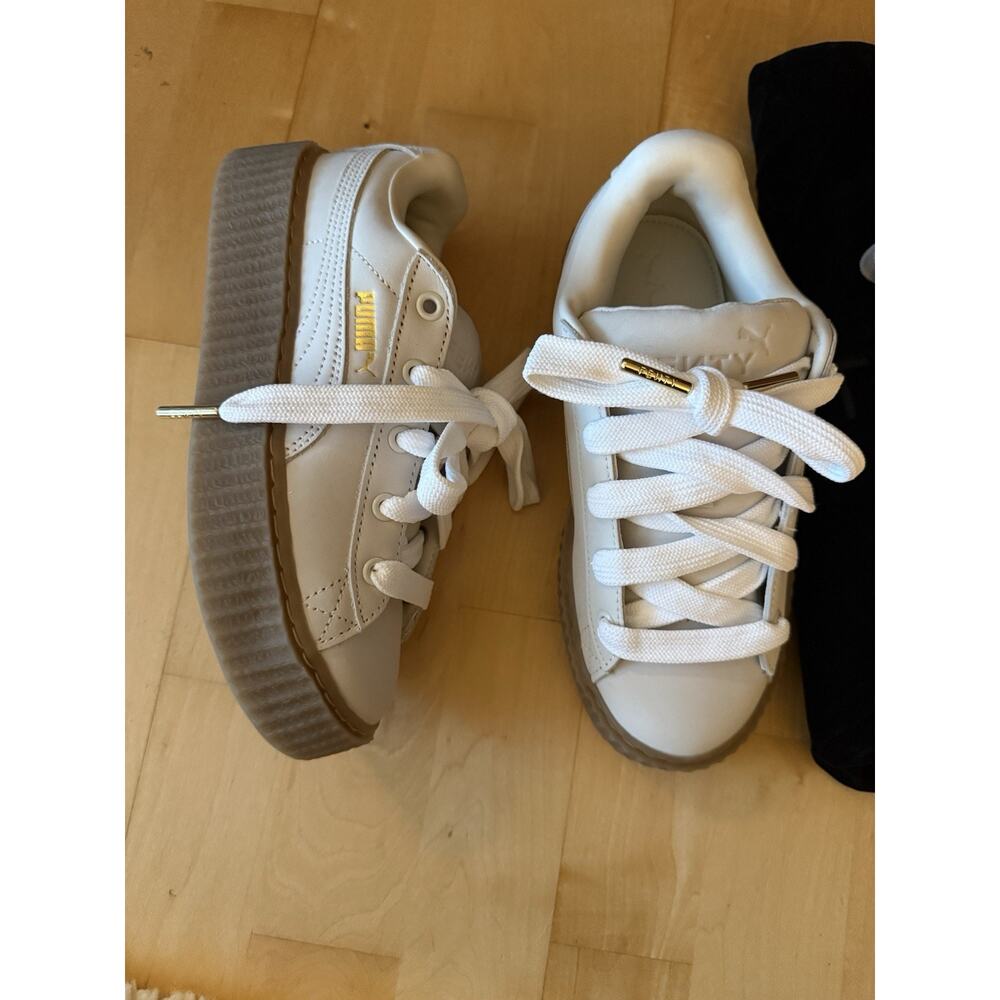 Puma White Athletic Shoes with Gum Sole